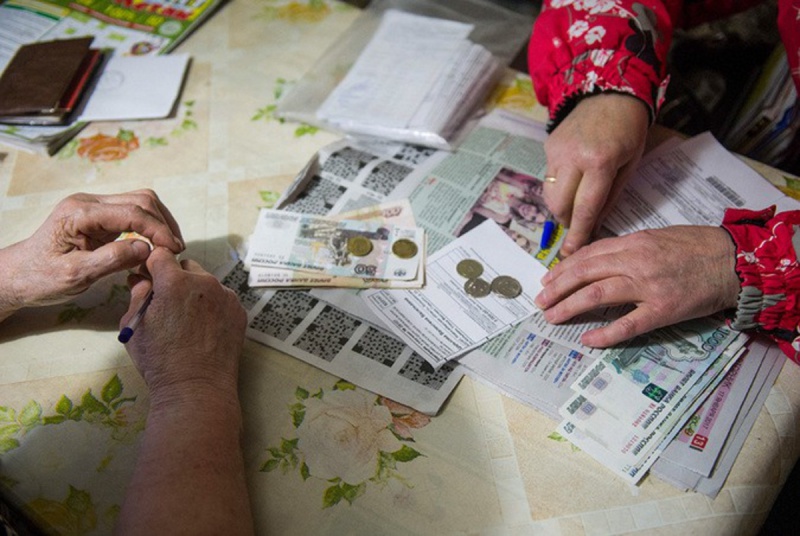 Кабинет министров РФ не будет снижать возраст надбавки к пенсии